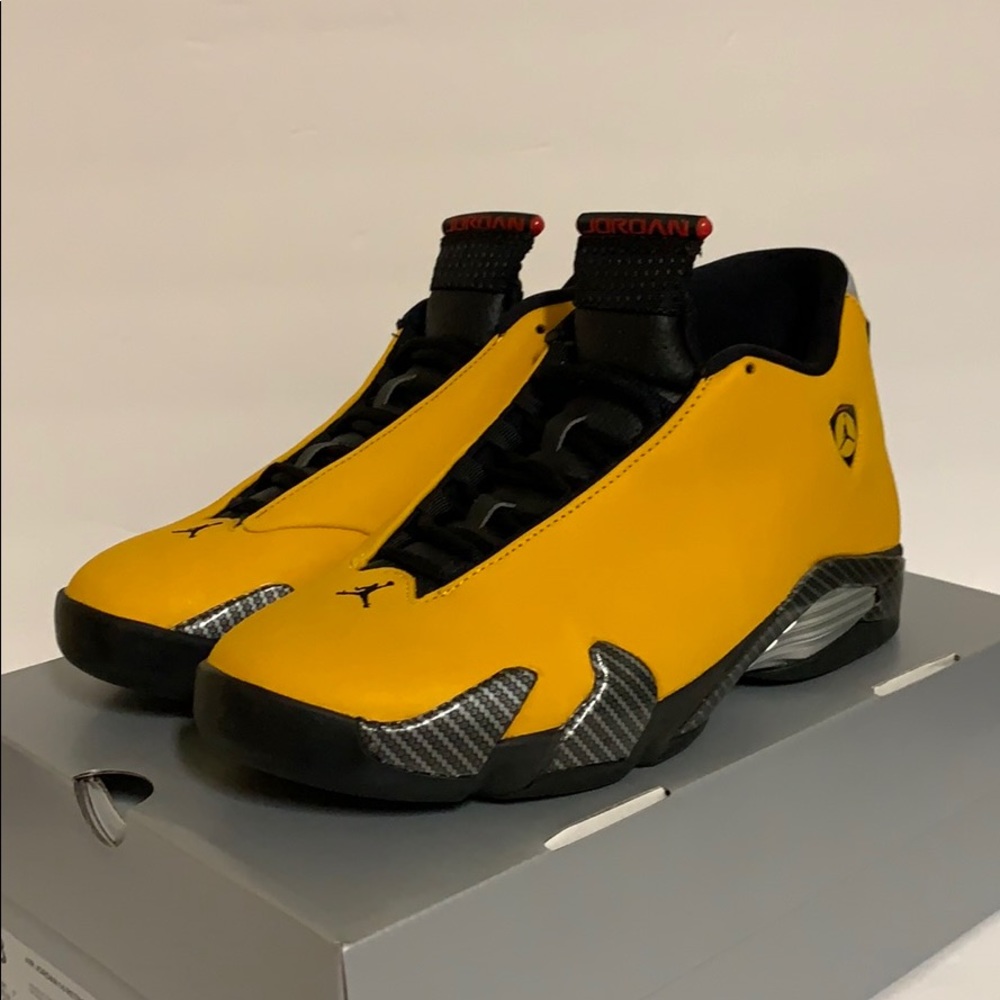 🆕 Air Jordan 14 Retro “Reverse Ferrari”